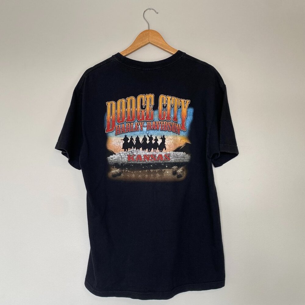 Vintage Harley Davidson Motorcycles Dodge City Kansas Graphic Cotton T-Shirt